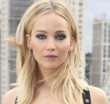 Actress Jennifer Lawrence information in all topics